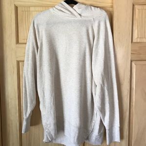 NEVER WORN Cozy Cream Long Hoodie